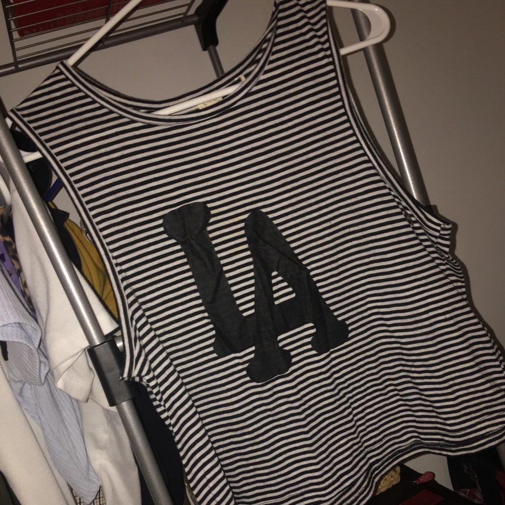 Tang top trendy black and white